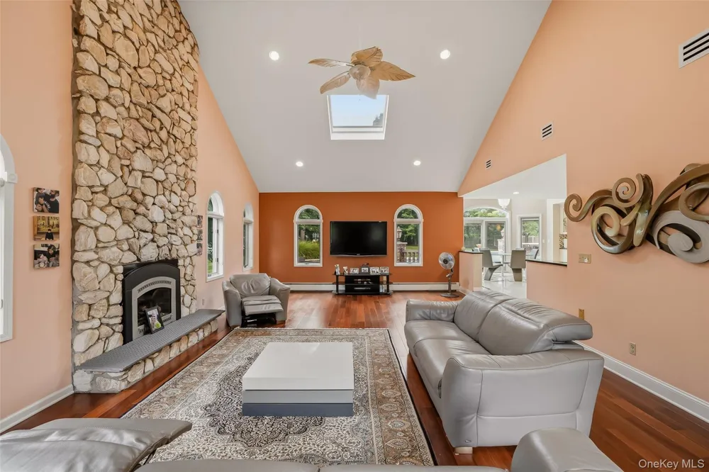 10 Deforest Court West Nyack, NY 10994
