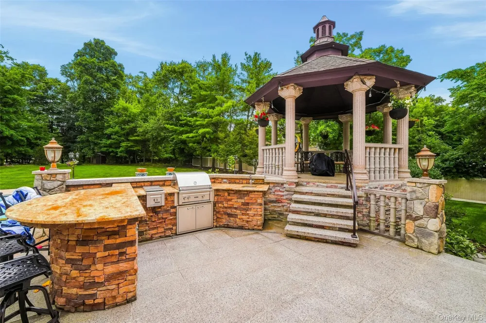 10 Deforest Court West Nyack, NY 10994