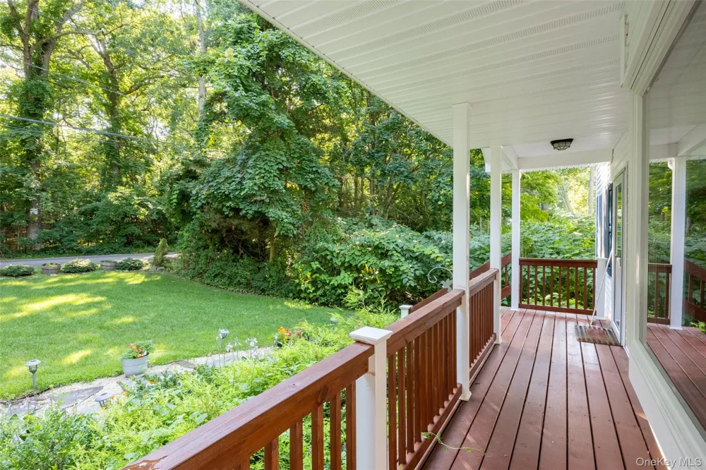 141 Fire Lane Wading River, NY 11792