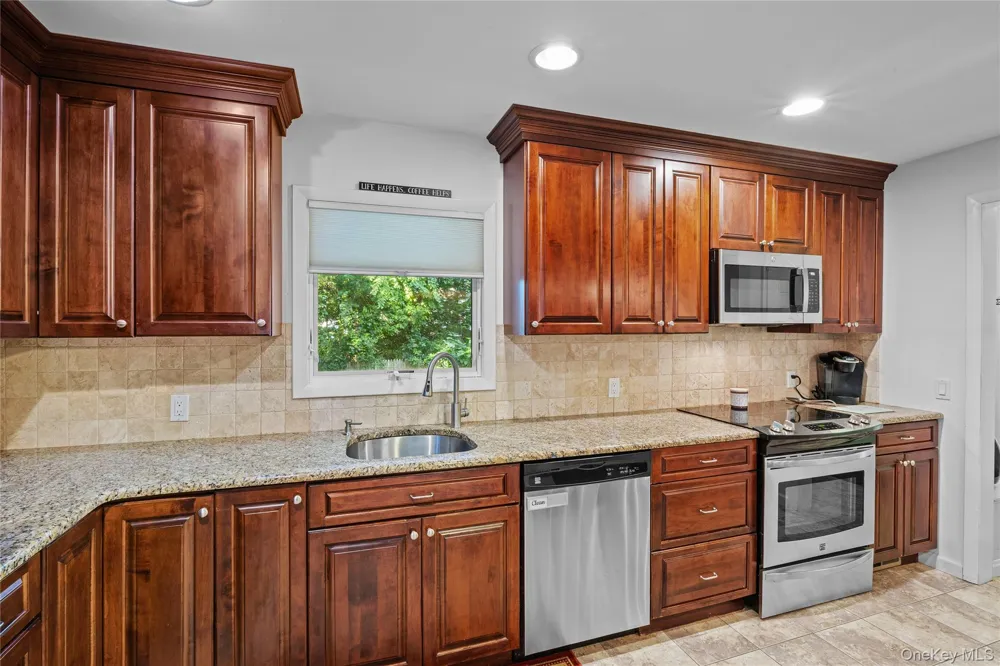 141 Fire Lane Wading River, NY 11792