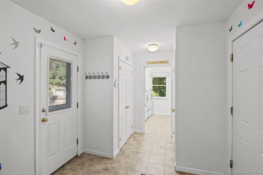 141 Fire Lane Wading River, NY 11792
