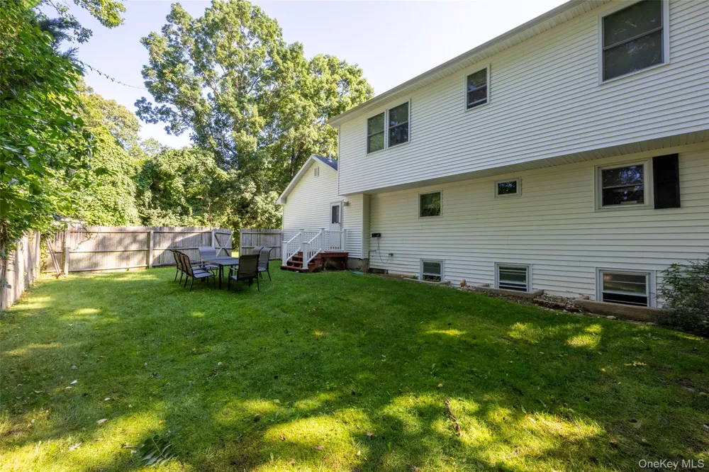 141 Fire Lane Wading River, NY 11792