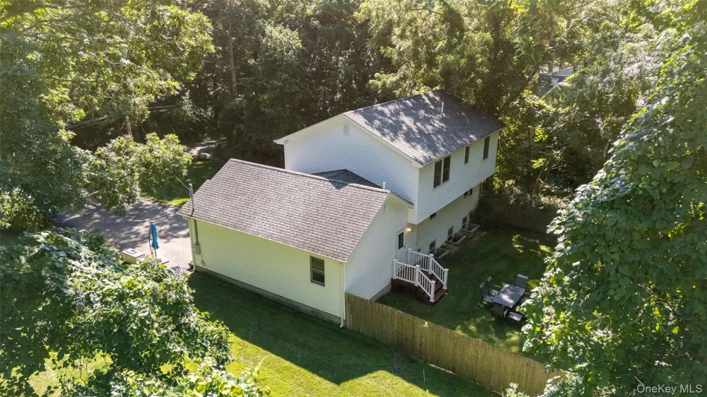 141 Fire Lane Wading River, NY 11792