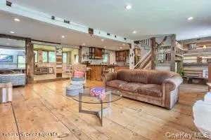 323 Beaverkill Road Kingston, NY 12401