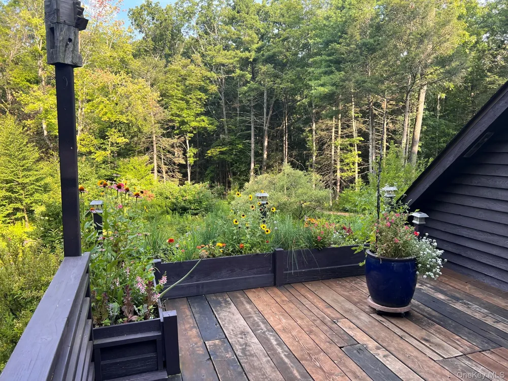 323 Beaverkill Road Kingston, NY 12401