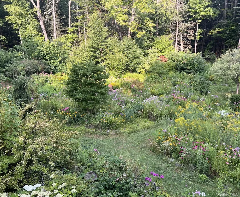 323 Beaverkill Road Kingston, NY 12401