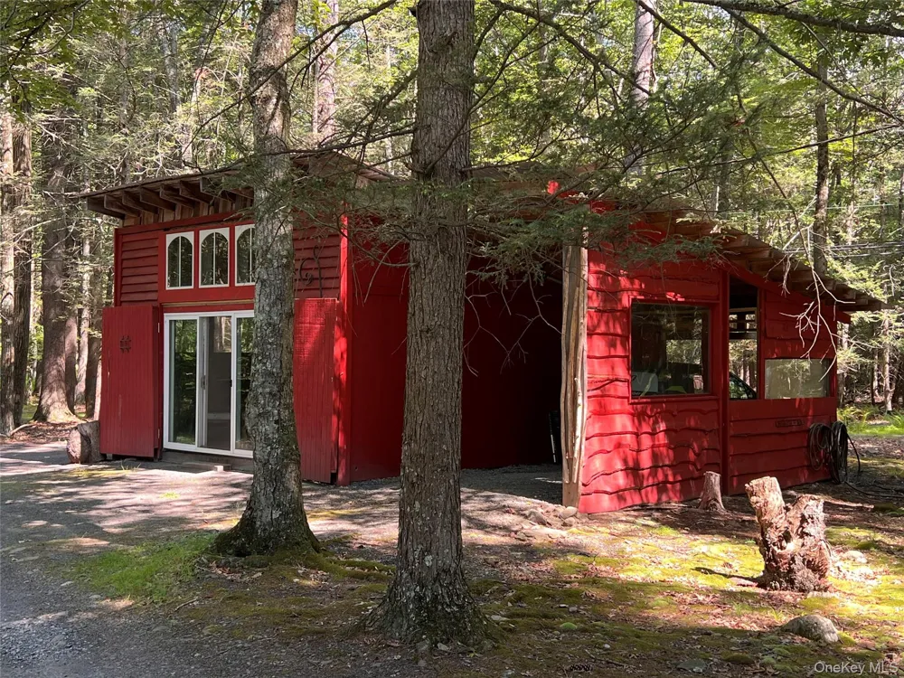 323 Beaverkill Road Kingston, NY 12401