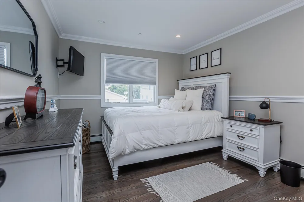 401 Little East Neck Road S Babylon, NY 11702