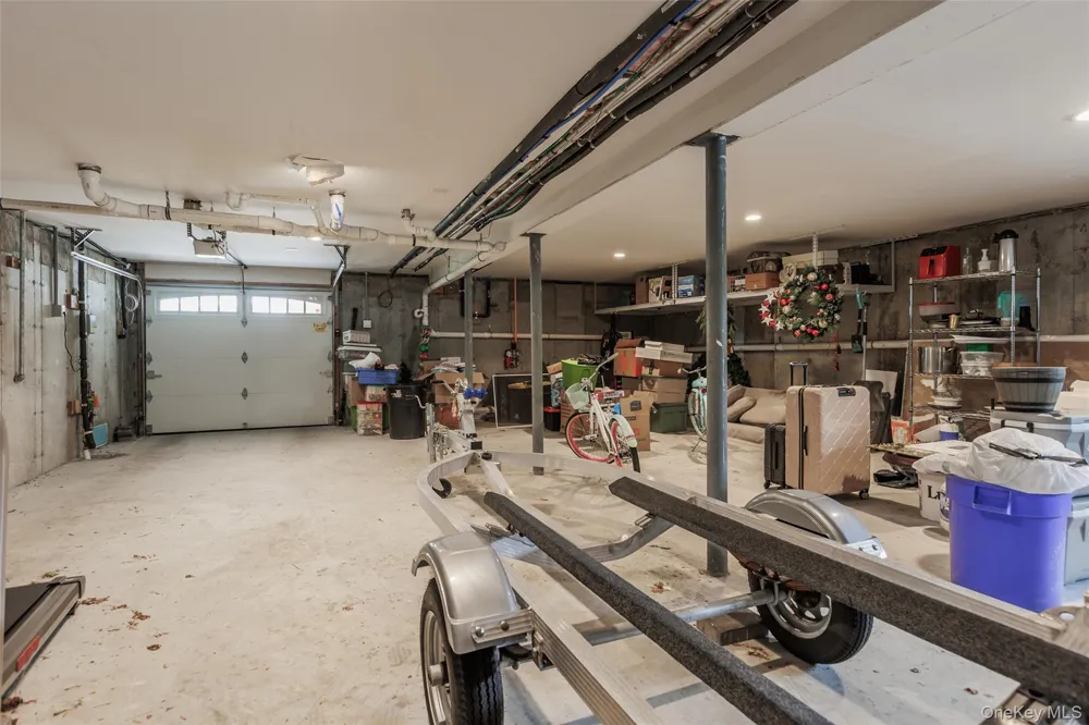 401 Little East Neck Road S Babylon, NY 11702