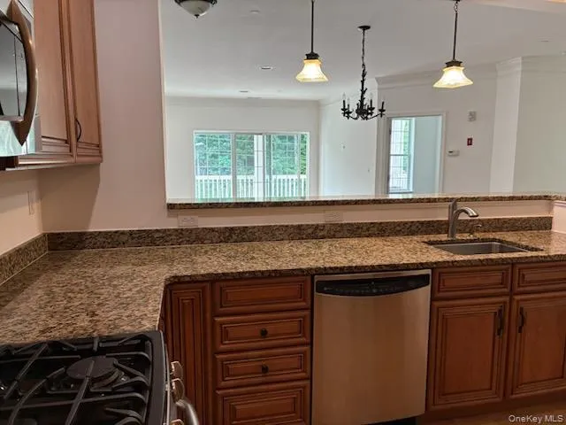 1115 Saratoga Lane Fishkill, NY 12524