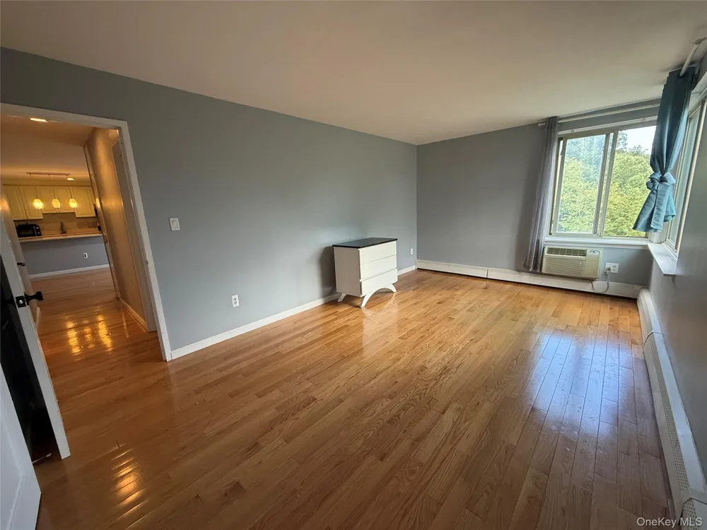 2 Fountain Lane #2E Scarsdale, NY 10583