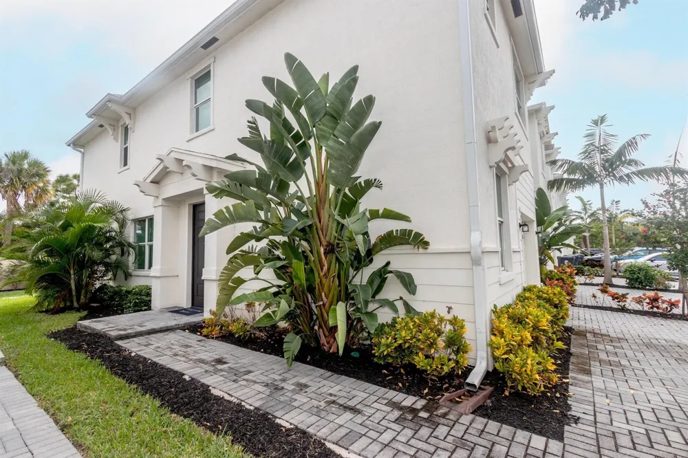 4578 Meyerson Place Lake Worth, FL 33463
