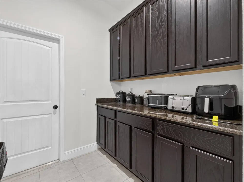 659 RED HAVEN LANE Oviedo, FL 32765
