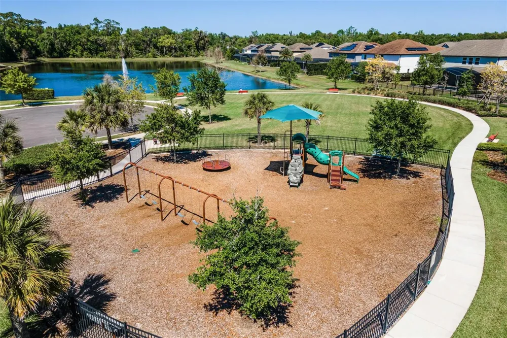 659 RED HAVEN LANE Oviedo, FL 32765