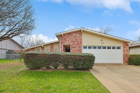 804 Forest Glen Drive
