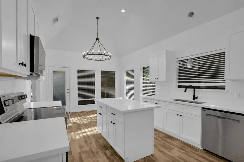 12411 Exbury Court Tomball, TX 77377