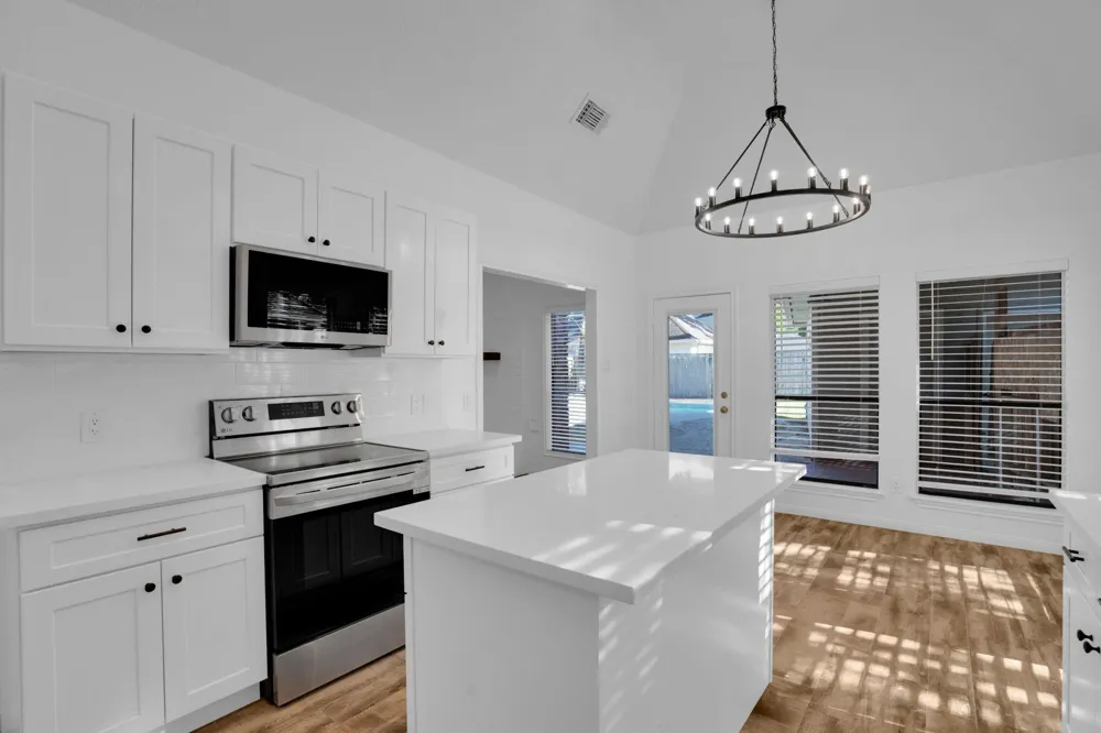12411 Exbury Court Tomball, TX 77377