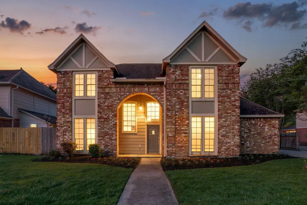 12411 Exbury Court Tomball, TX 77377
