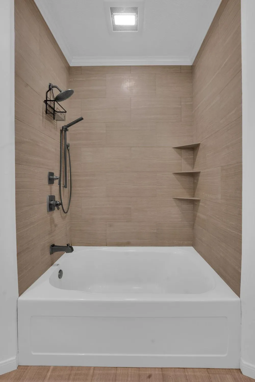 12411 Exbury Court Tomball, TX 77377