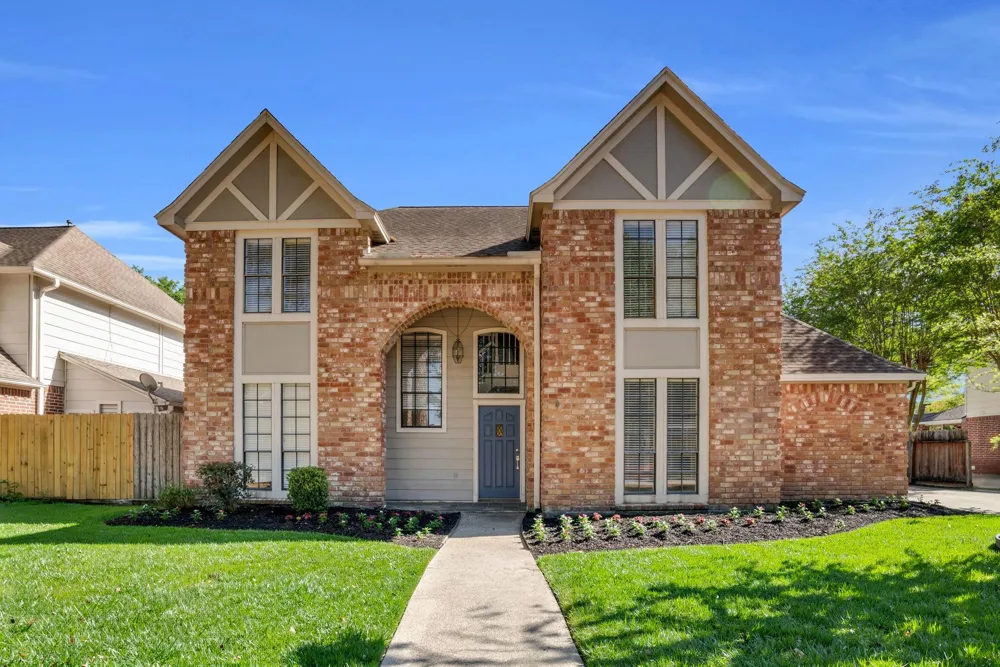 12411 Exbury Court Tomball, TX 77377