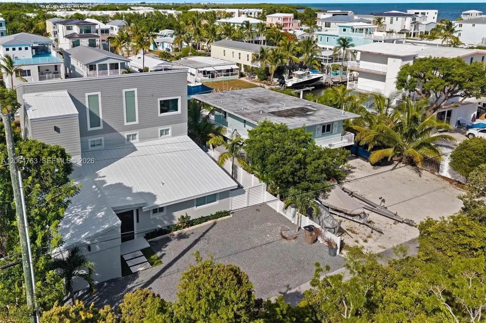8 Poisonwood Key Largo, FL 33037