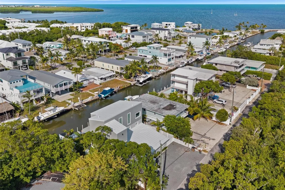 8 Poisonwood Key Largo, FL 33037
