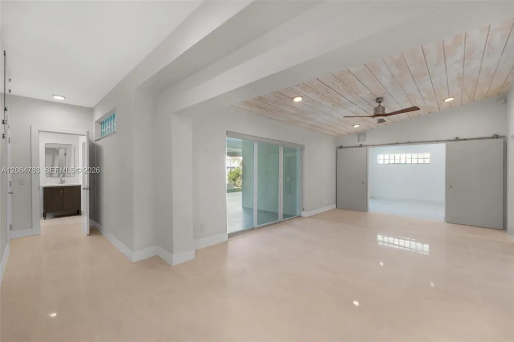 8 Poisonwood Key Largo, FL 33037