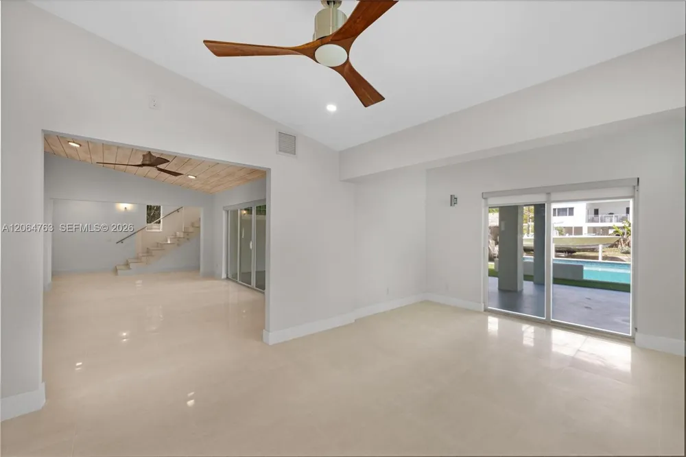 8 Poisonwood Key Largo, FL 33037