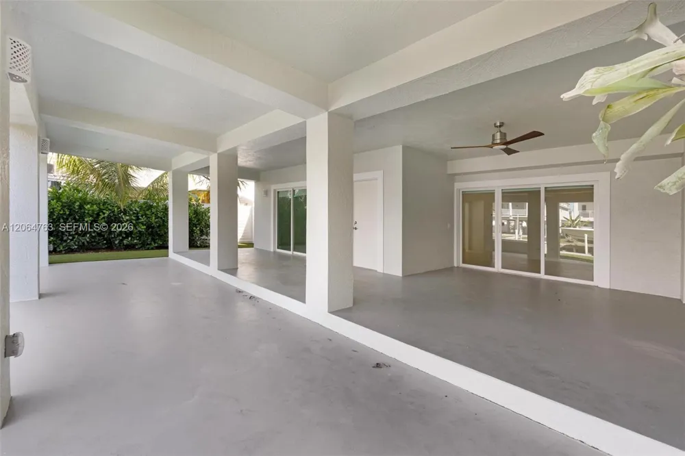 8 Poisonwood Key Largo, FL 33037