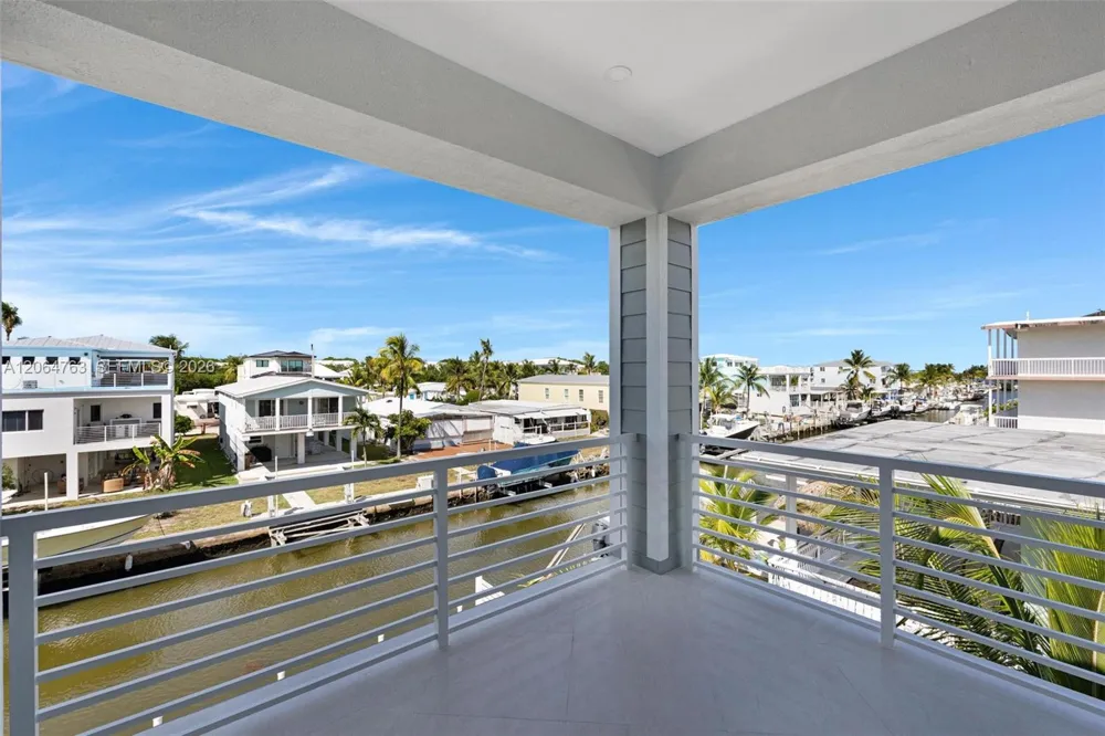 8 Poisonwood Key Largo, FL 33037