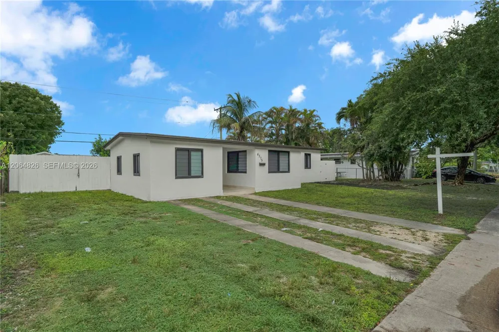 4375 SW 112th Ave Miami, FL 33165