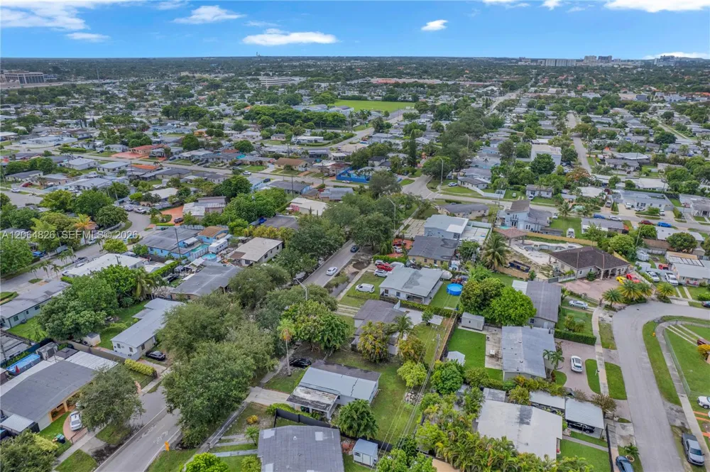 4375 SW 112th Ave Miami, FL 33165