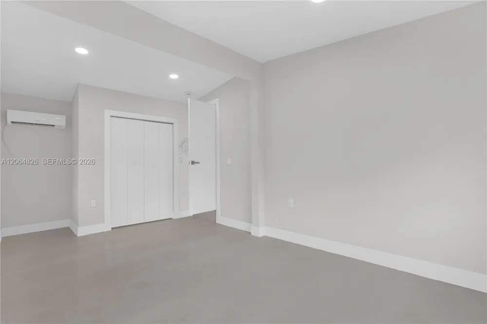 4375 SW 112th Ave Miami, FL 33165