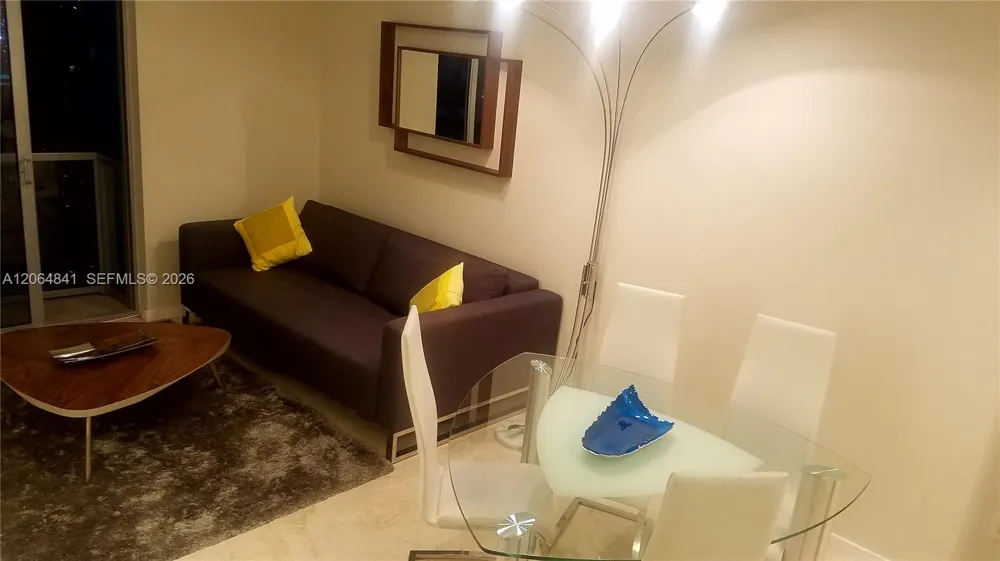 1060 Brickell Ave #2411 Miami, FL 33131