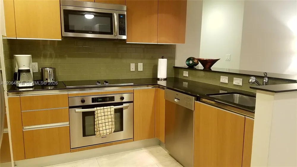 1060 Brickell Ave #2411 Miami, FL 33131