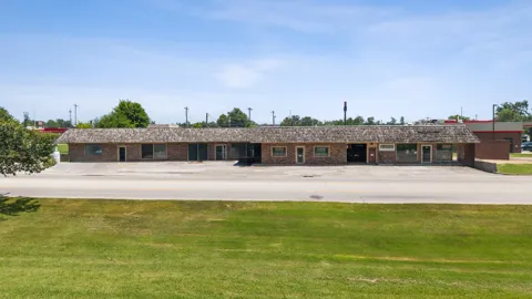 480 S J M Davis Boulevard