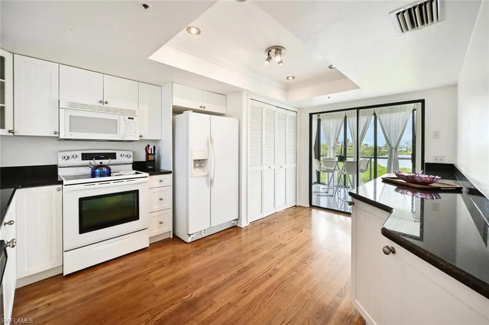 21511 Indian Bayou Drive Fort Myers Beach, FL 33931