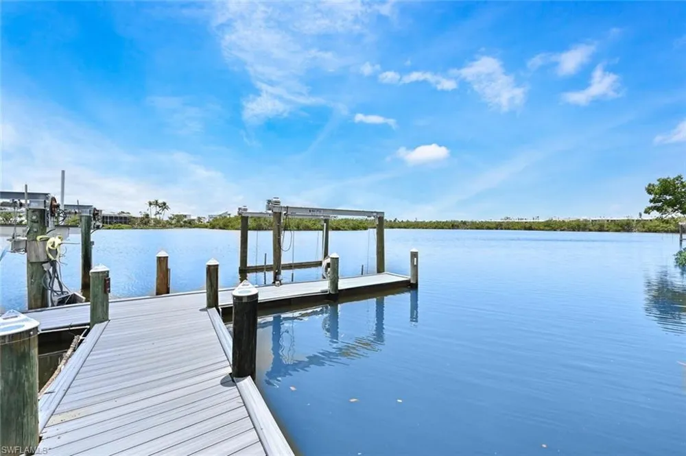 21511 Indian Bayou Drive Fort Myers Beach, FL 33931