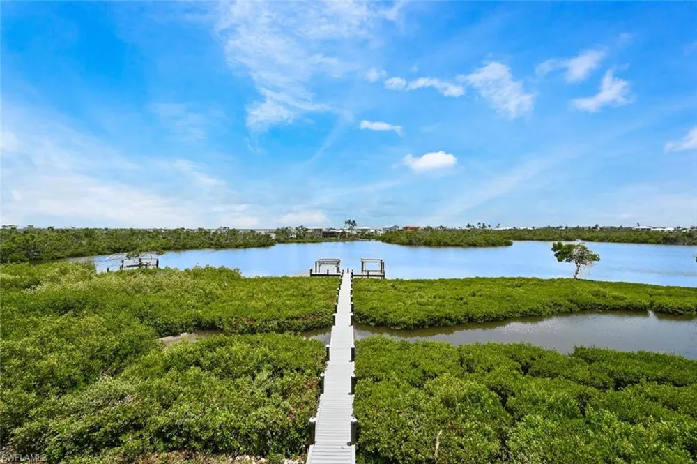21511 Indian Bayou Drive Fort Myers Beach, FL 33931