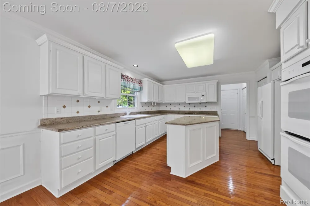 18144 Cascade Drive Northville Township, MI 48168
