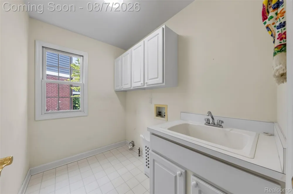 18144 Cascade Drive Northville Township, MI 48168