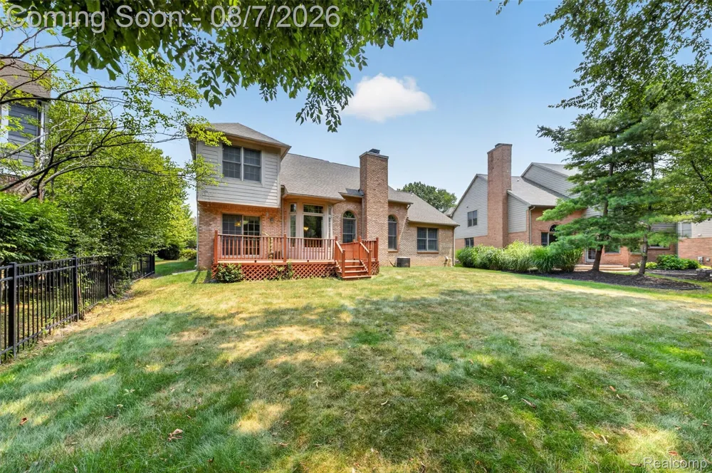 18144 Cascade Drive Northville Township, MI 48168