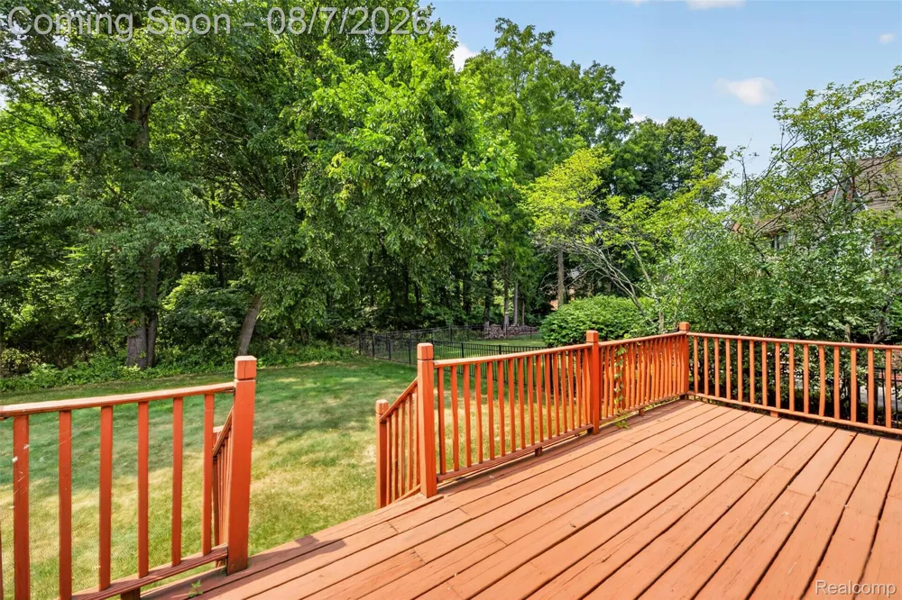 18144 Cascade Drive Northville Township, MI 48168