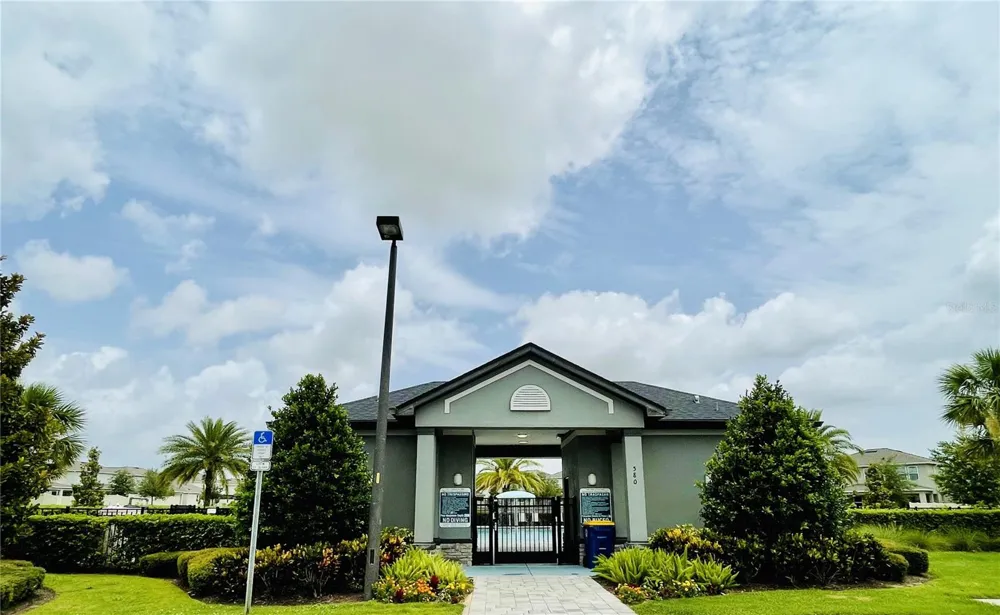 383 LEMONGRASS ROAD Minneola, FL 34715
