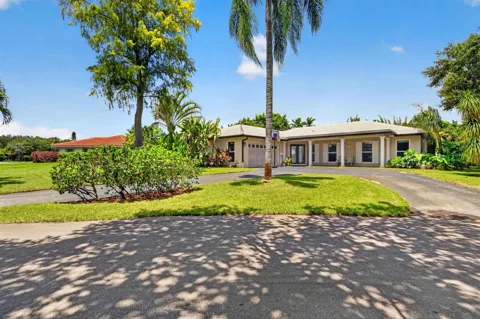 9404 NW 37TH COURT