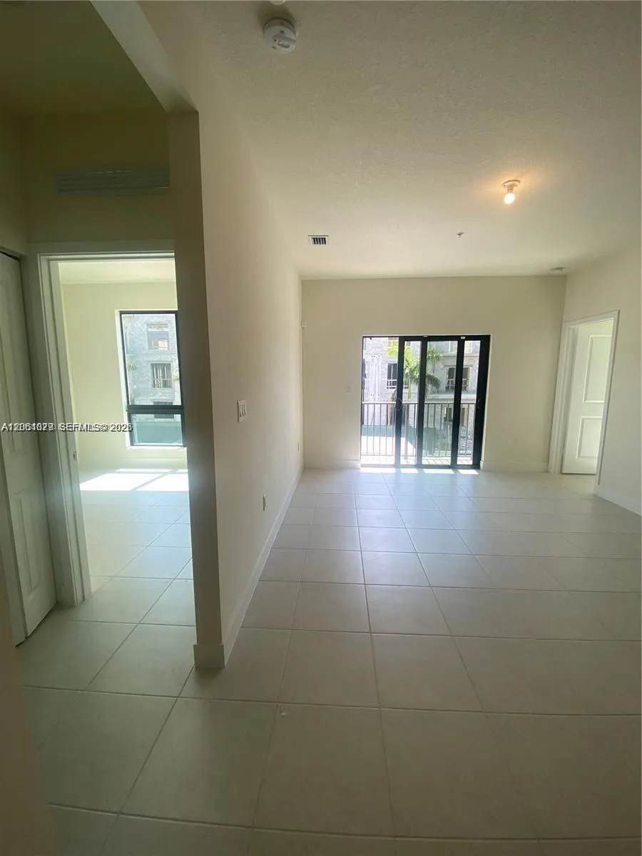 8201 NW 41st St #D-202 Doral, FL 33166