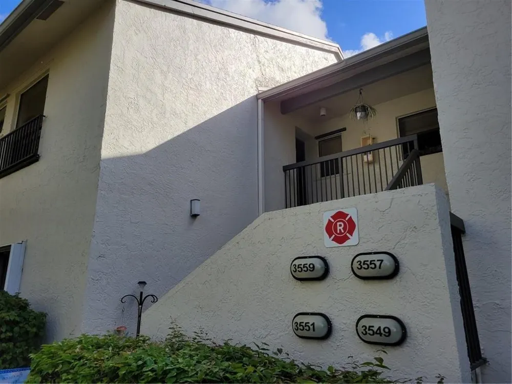 3559 COCOPLUM CIRCLE Coconut Creek, FL 33063