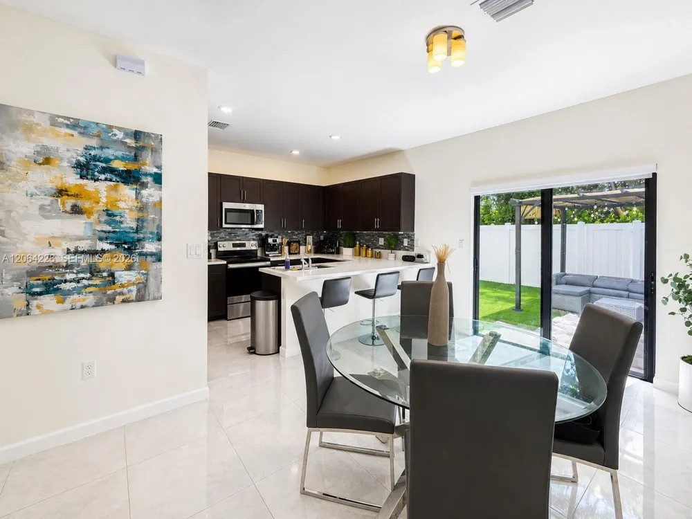 10545 W 32nd Ln #0 Hialeah, FL 33018