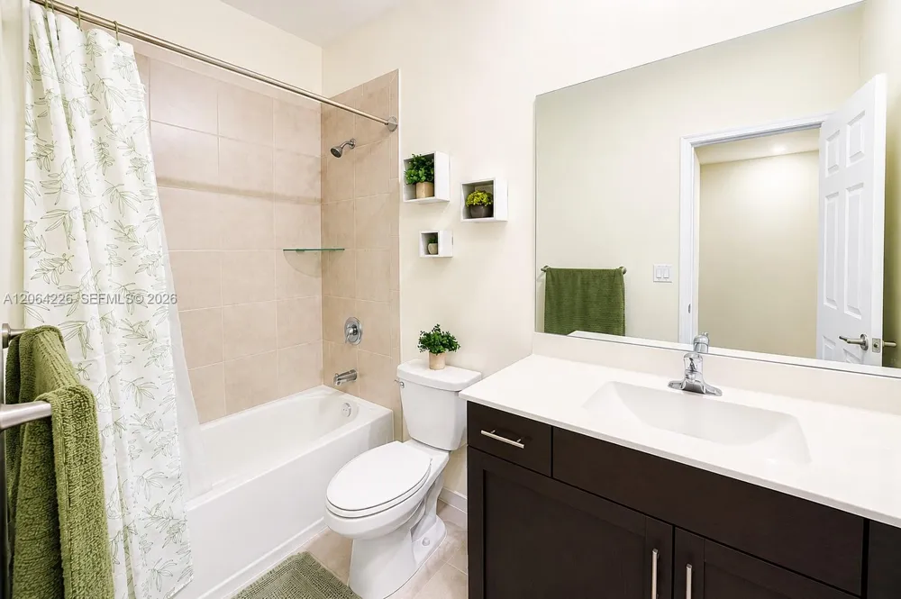 10545 W 32nd Ln #0 Hialeah, FL 33018