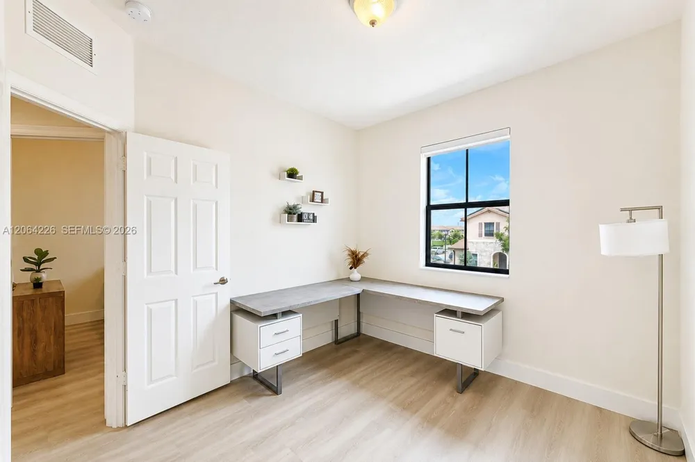 10545 W 32nd Ln #0 Hialeah, FL 33018